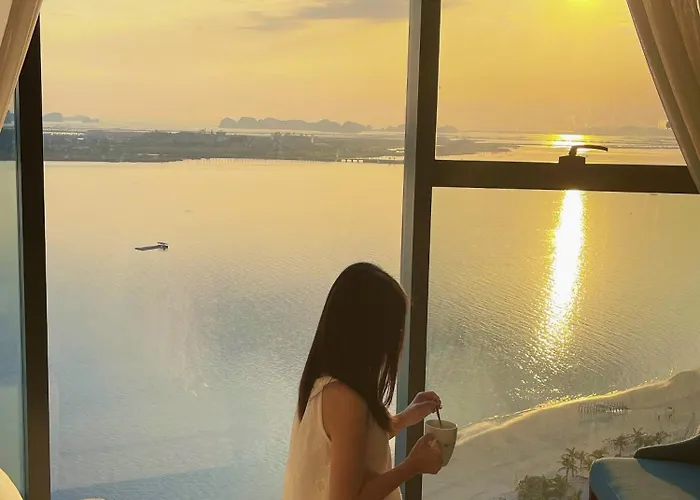 Alacarte Bay - Golden Horizon Hạ Long