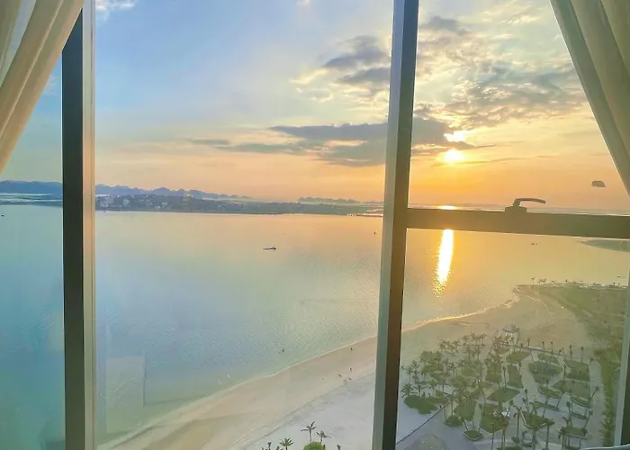 Alacarte Bay - Golden Horizon Hạ Long