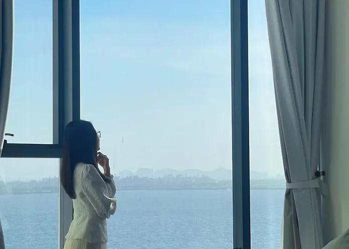 Alacarte Bay - Golden Horizon Khách sạn hẻo lánh 3*
