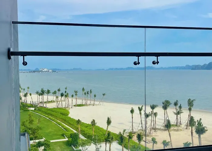Alacarte Bay - Golden Horizon Hạ Long