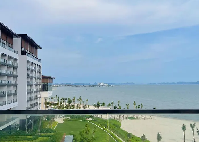 Alacarte Bay - Golden Horizon 3* Hạ Long